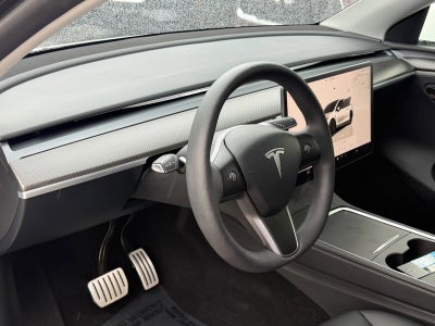 2024 Tesla Model Y Performance
