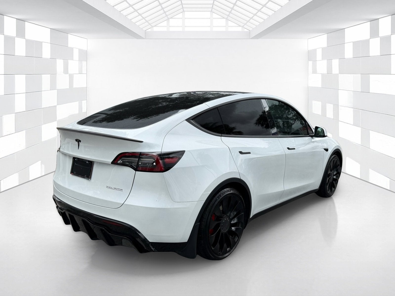 2024 Tesla Model Y Performance