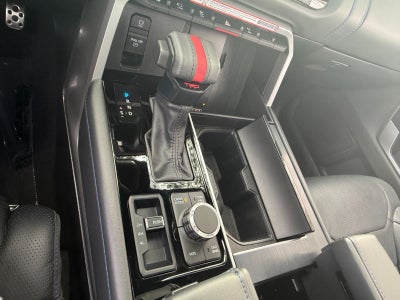 2025 Toyota Sequoia Platinum