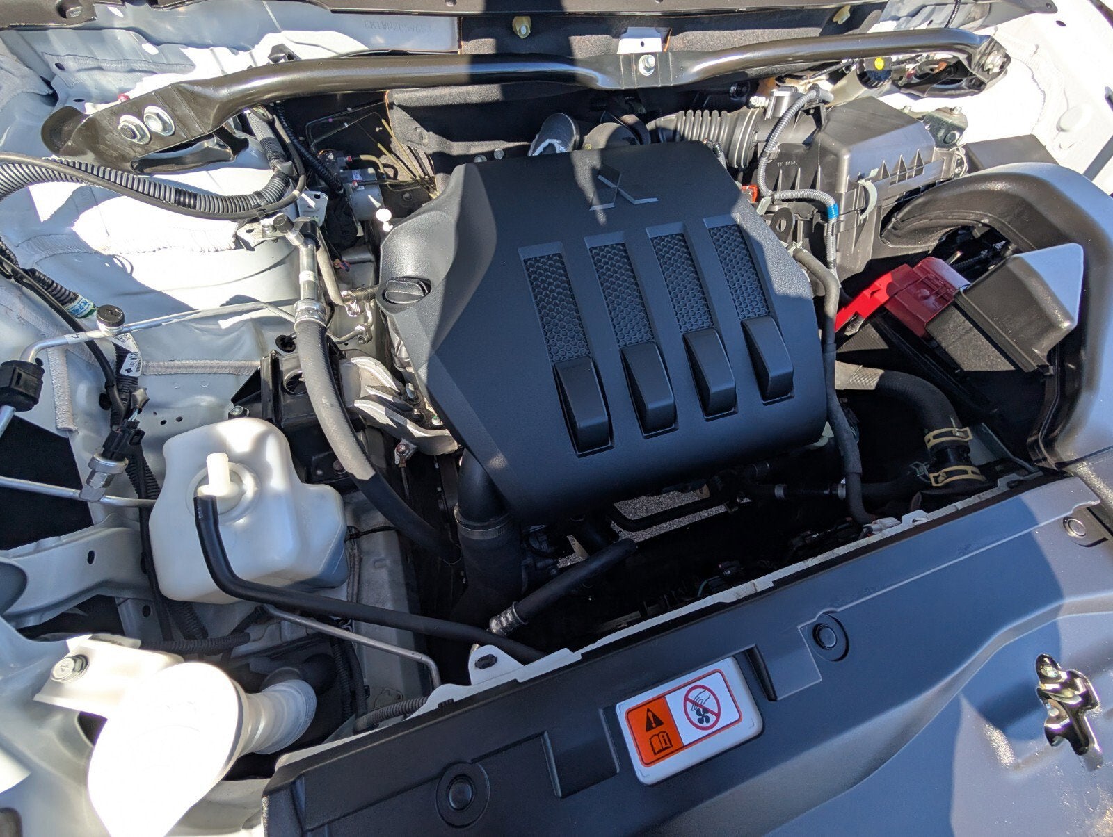 2022 Mitsubishi Eclipse Cross ES