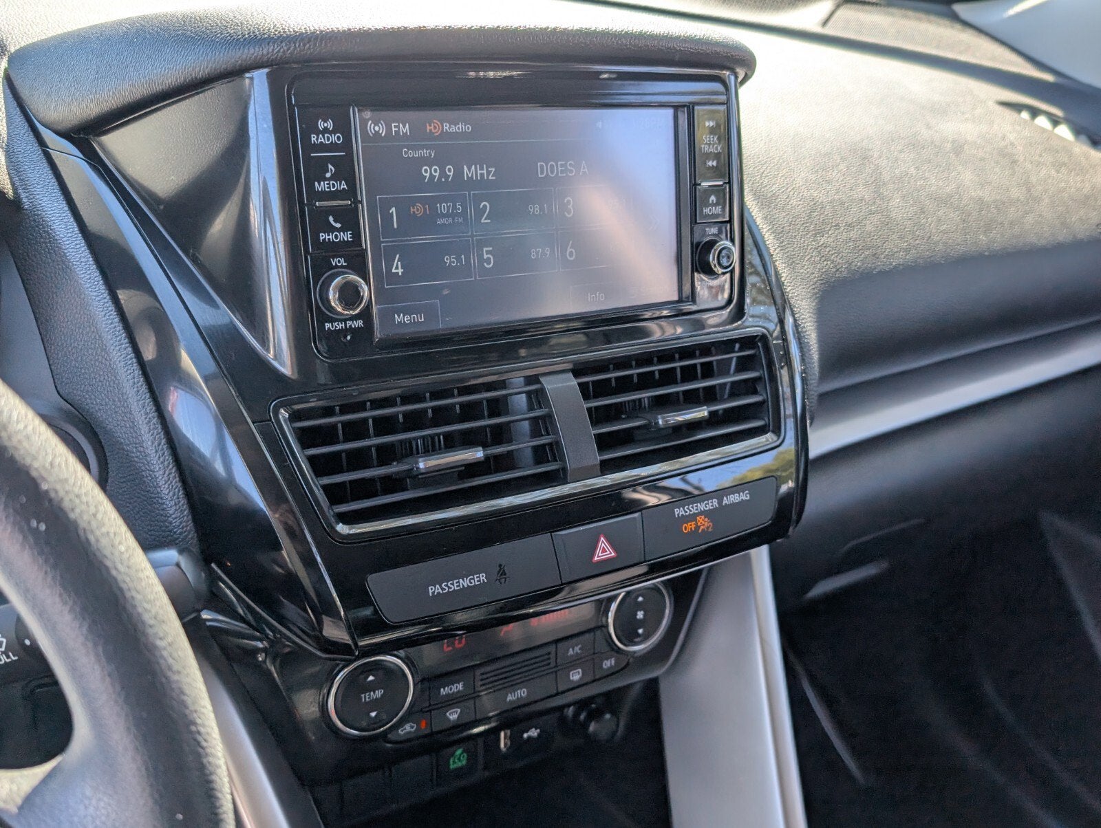 2022 Mitsubishi Eclipse Cross ES