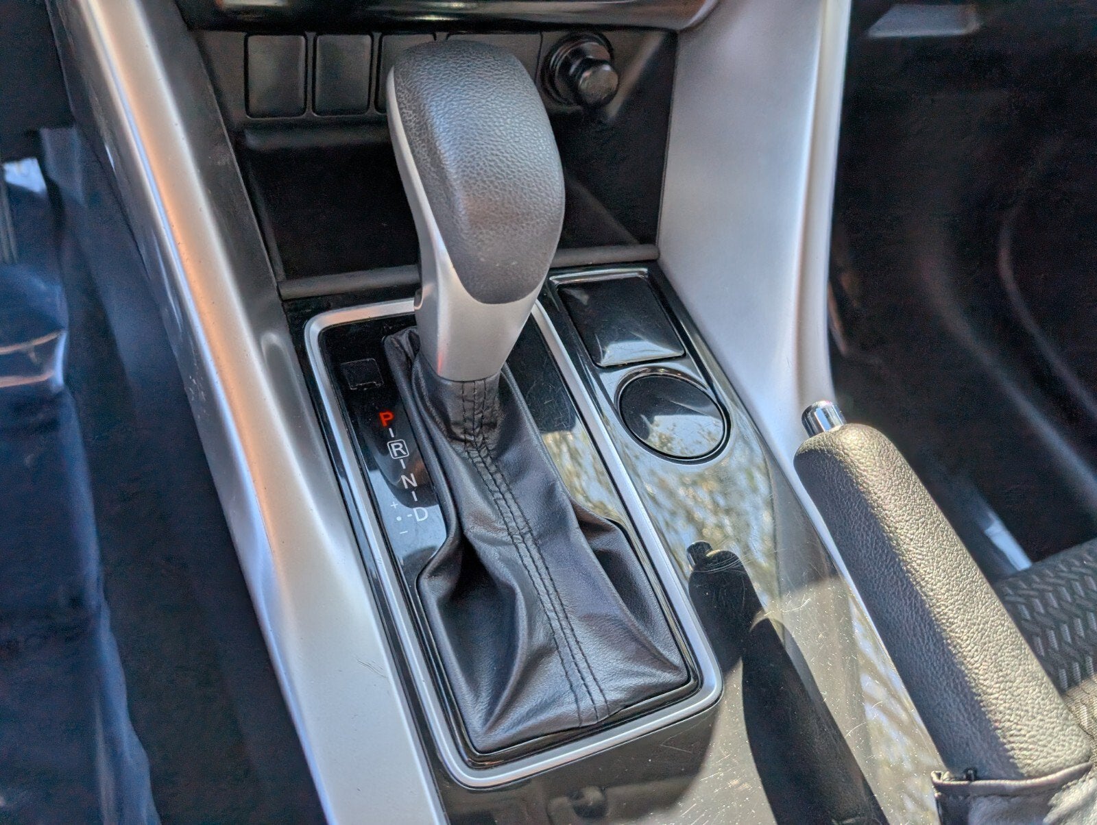 2022 Mitsubishi Eclipse Cross ES