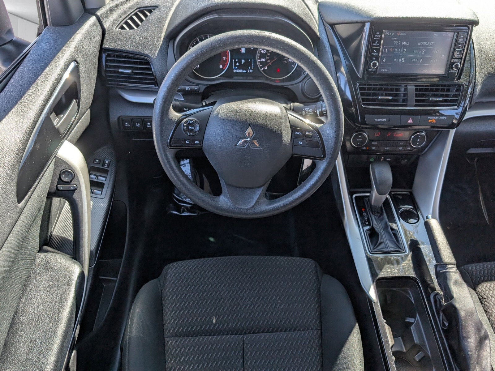 2022 Mitsubishi Eclipse Cross ES