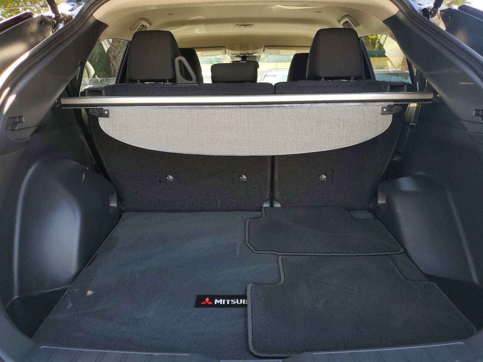 2024 Mitsubishi Eclipse Cross LE 4WD