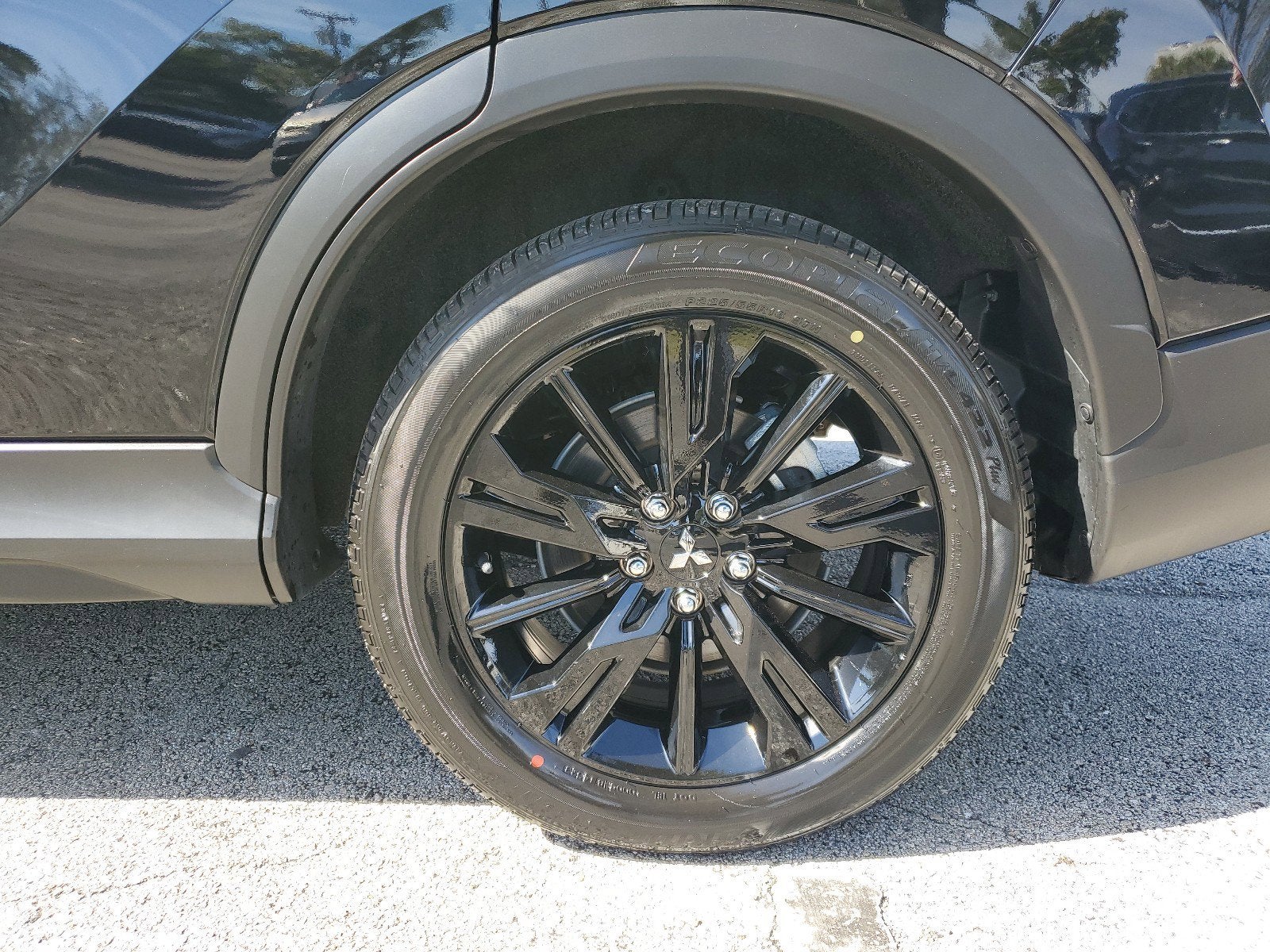 2024 Mitsubishi Eclipse Cross LE 4WD