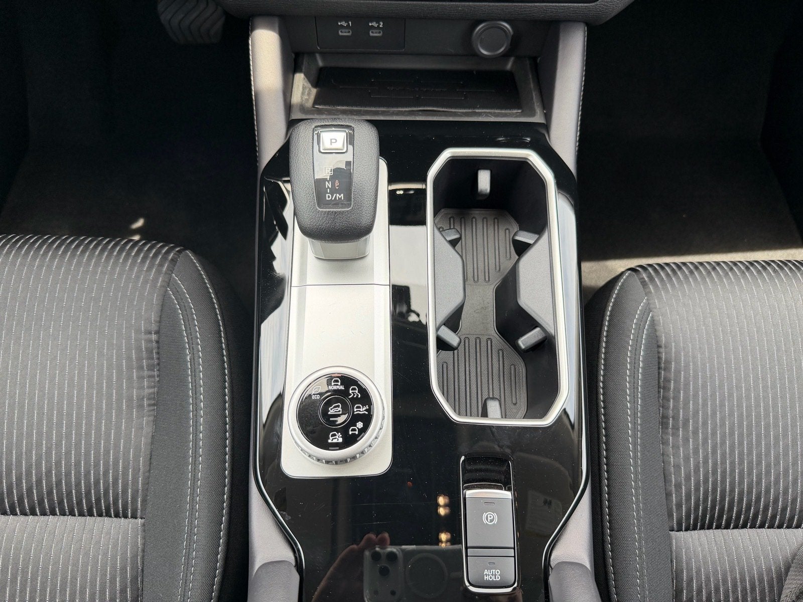 2025 Mitsubishi Outlander ES