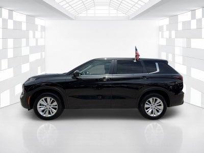 2025 Mitsubishi Outlander ES