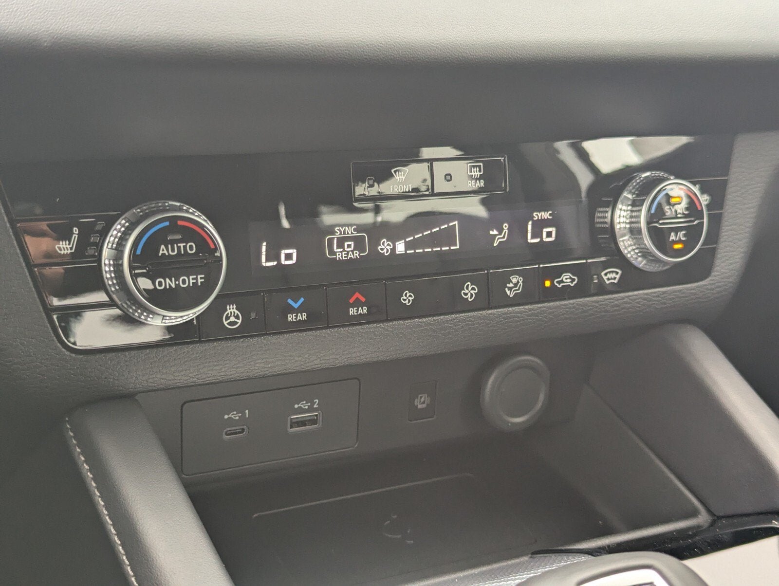 2026 Nissan Rogue Plug-In Hybrid Platinum