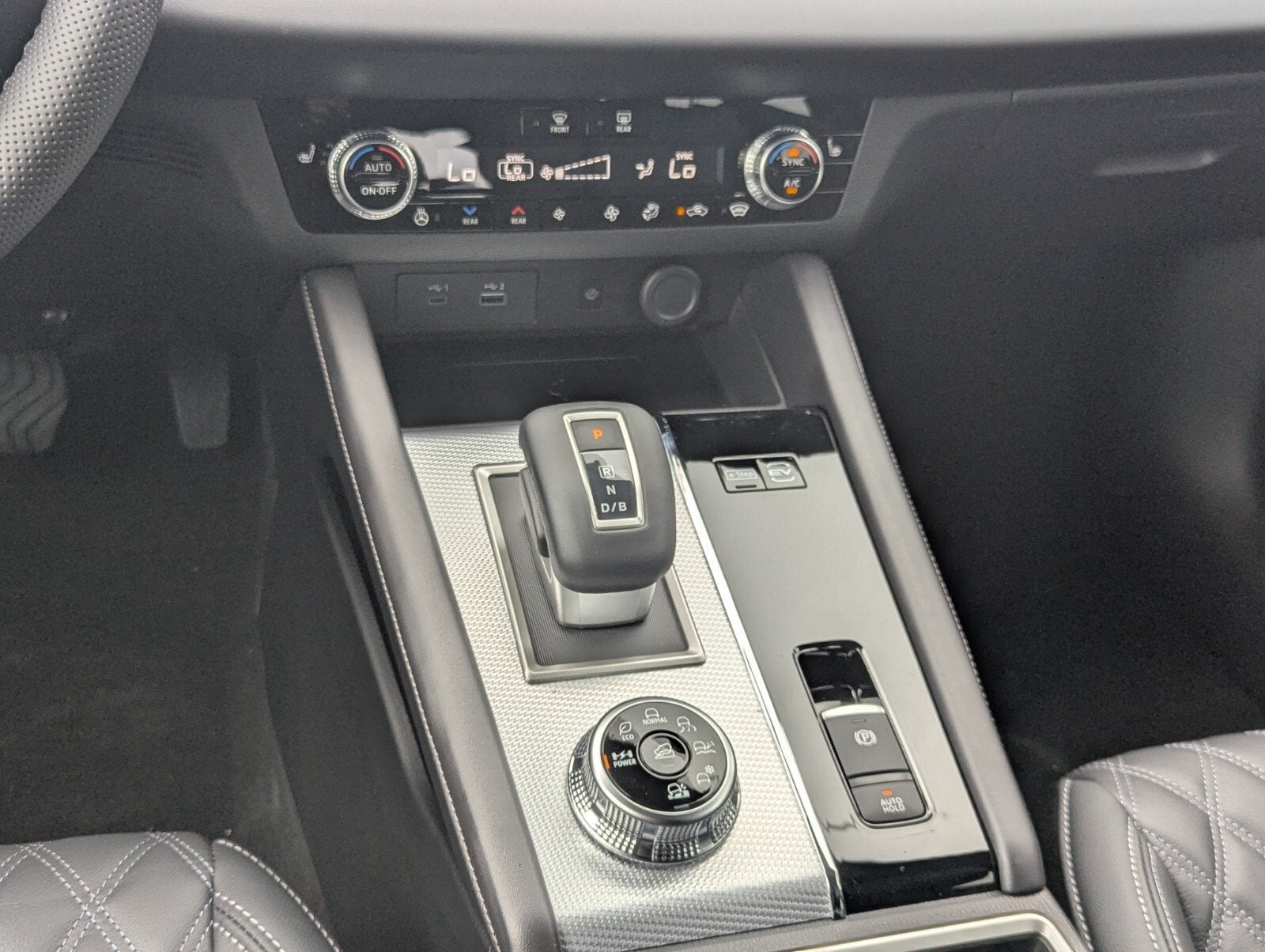 2026 Nissan Rogue Plug-In Hybrid Platinum