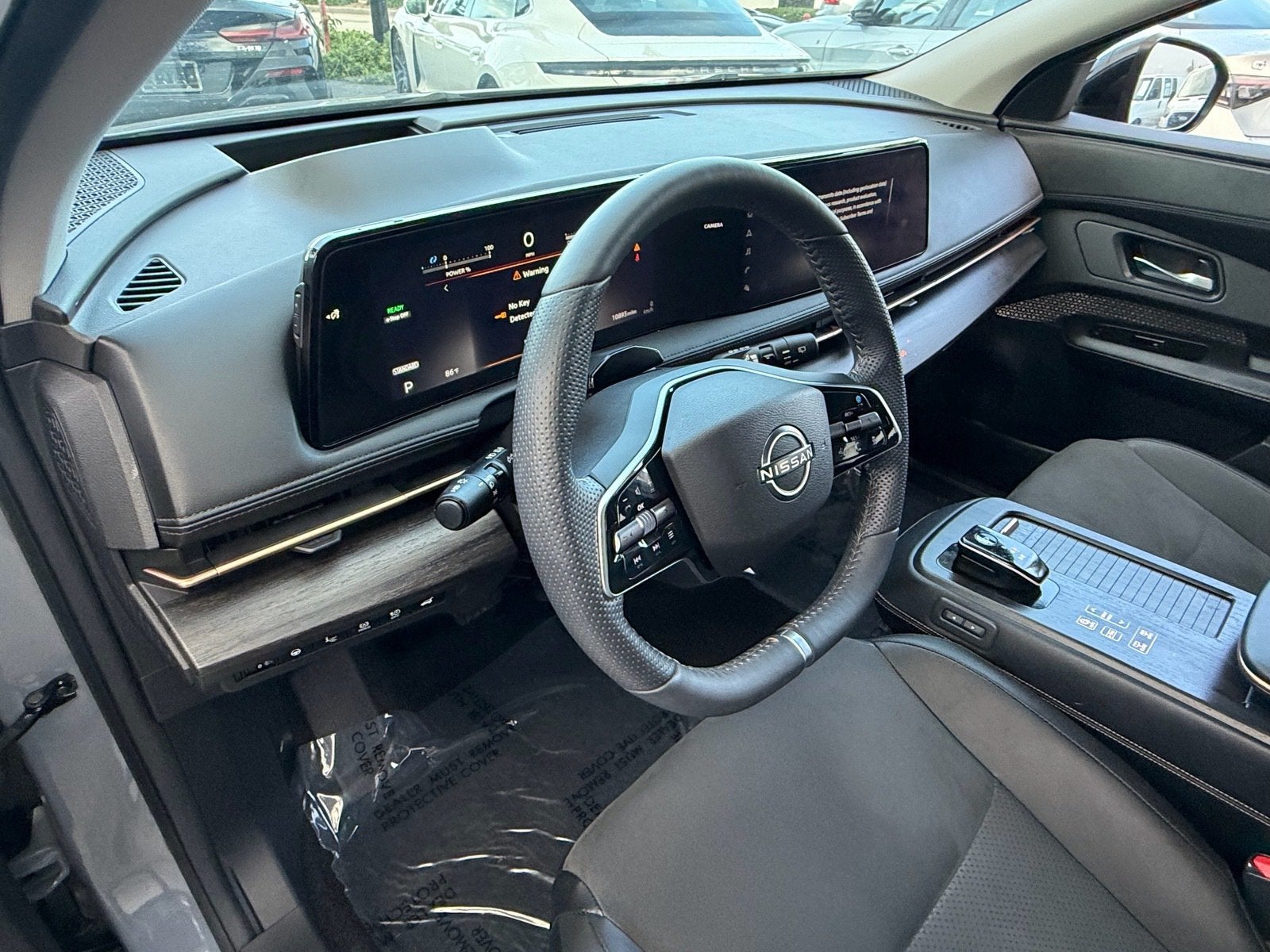 2024 Nissan ARIYA EMPOWER+