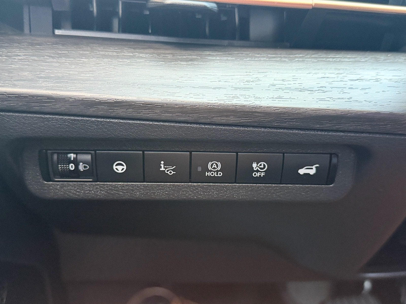 2024 Nissan ARIYA EMPOWER+