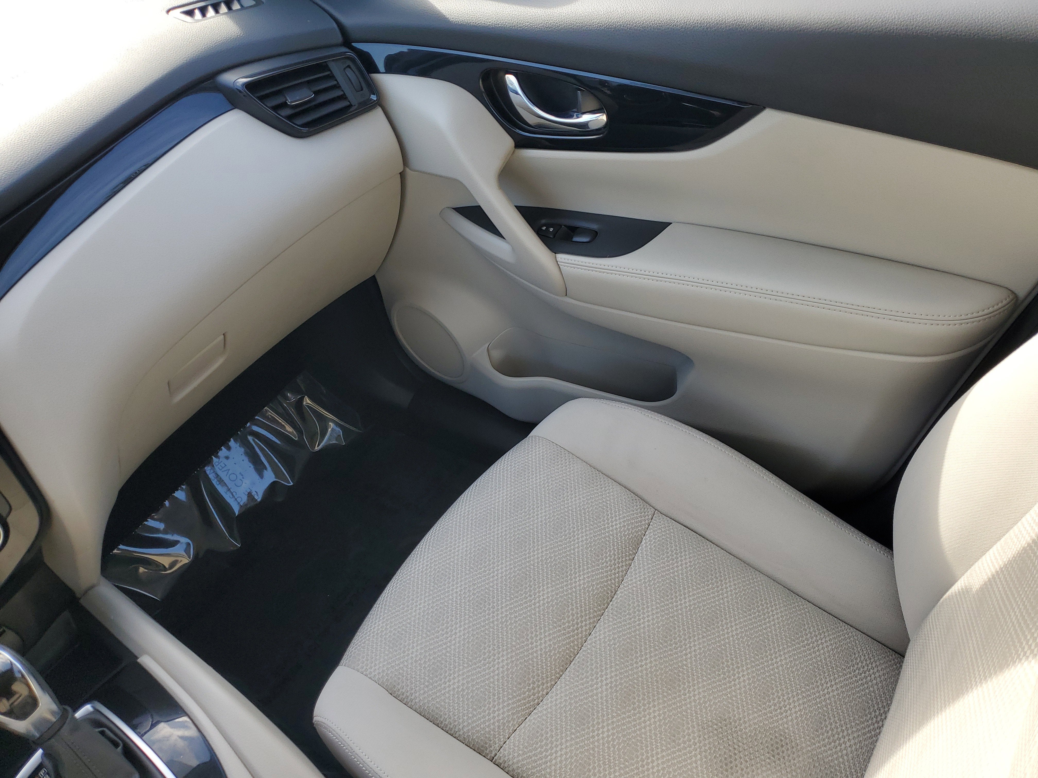 2018 Nissan Rogue Sport SV