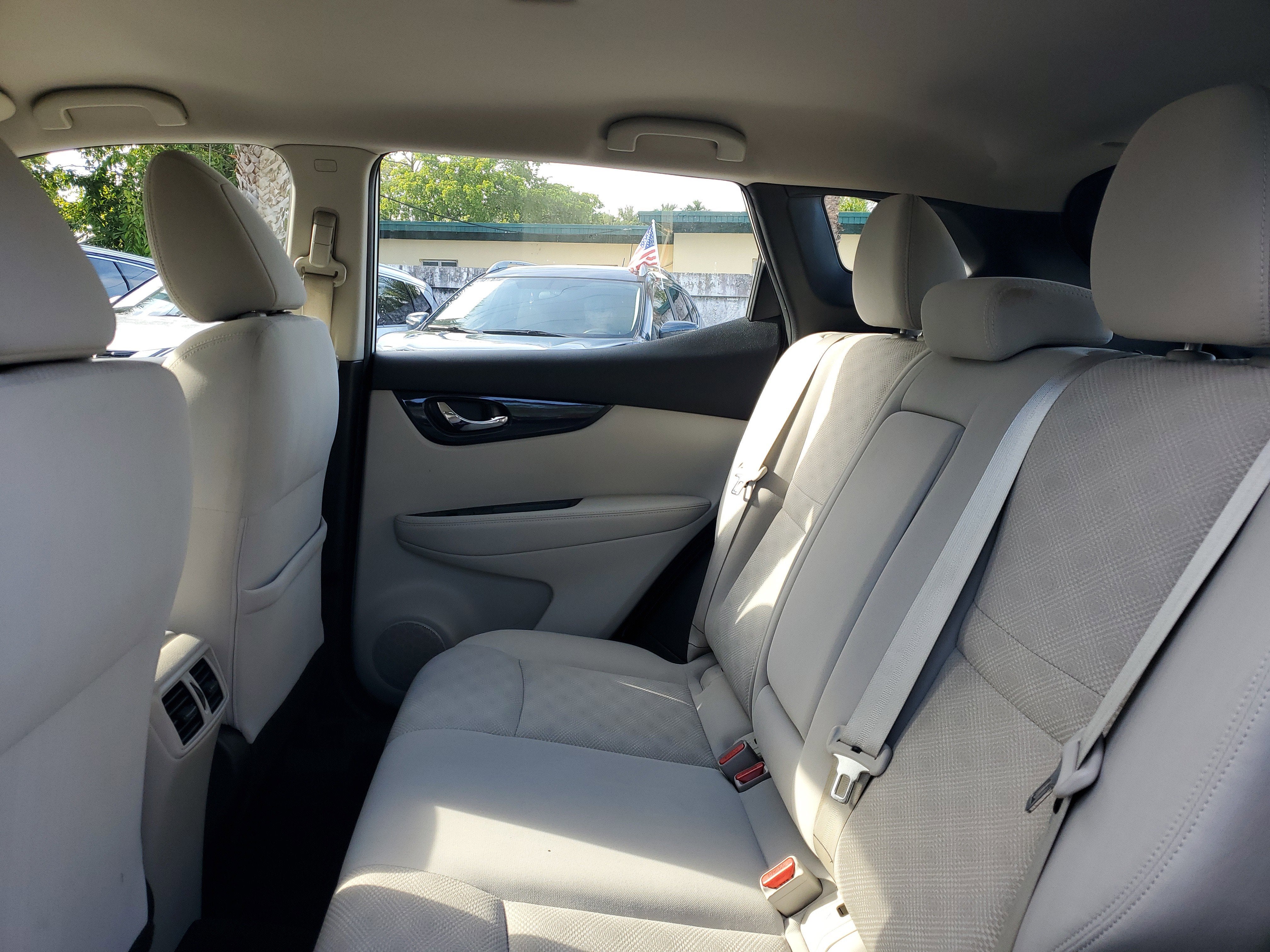 2018 Nissan Rogue Sport SV