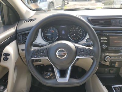 2018 Nissan Rogue Sport SV