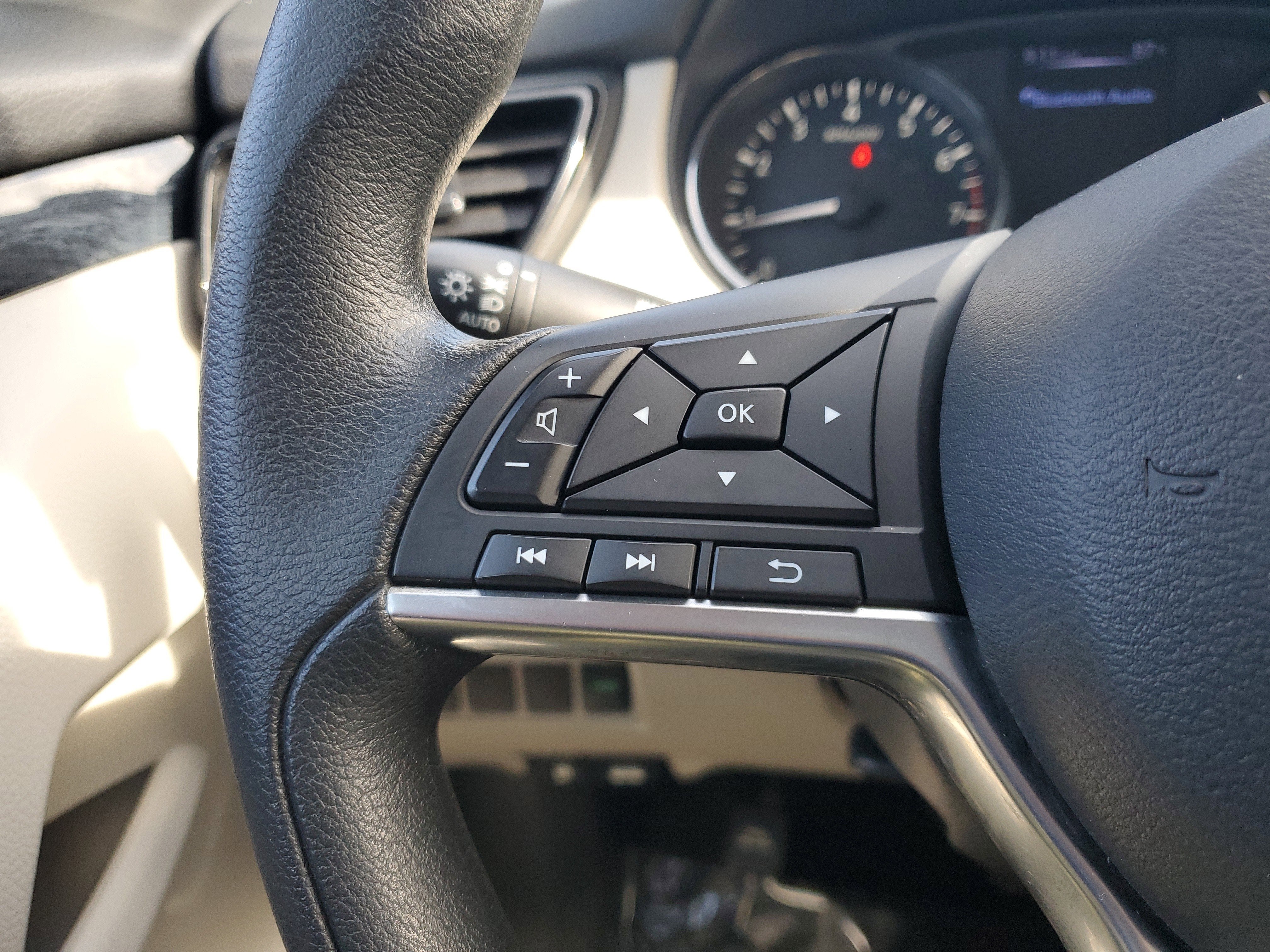 2018 Nissan Rogue Sport SV