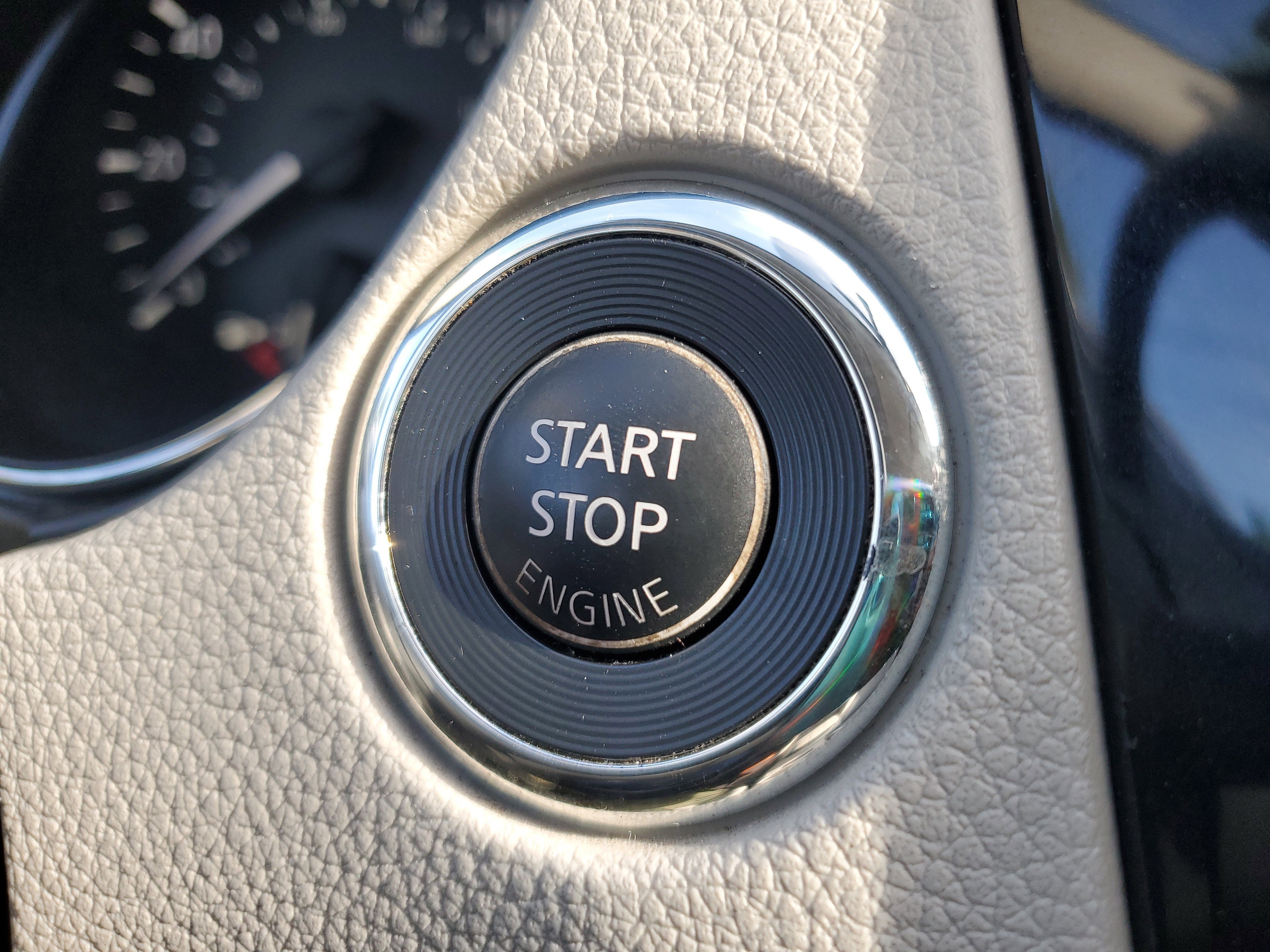 2018 Nissan Rogue Sport SV