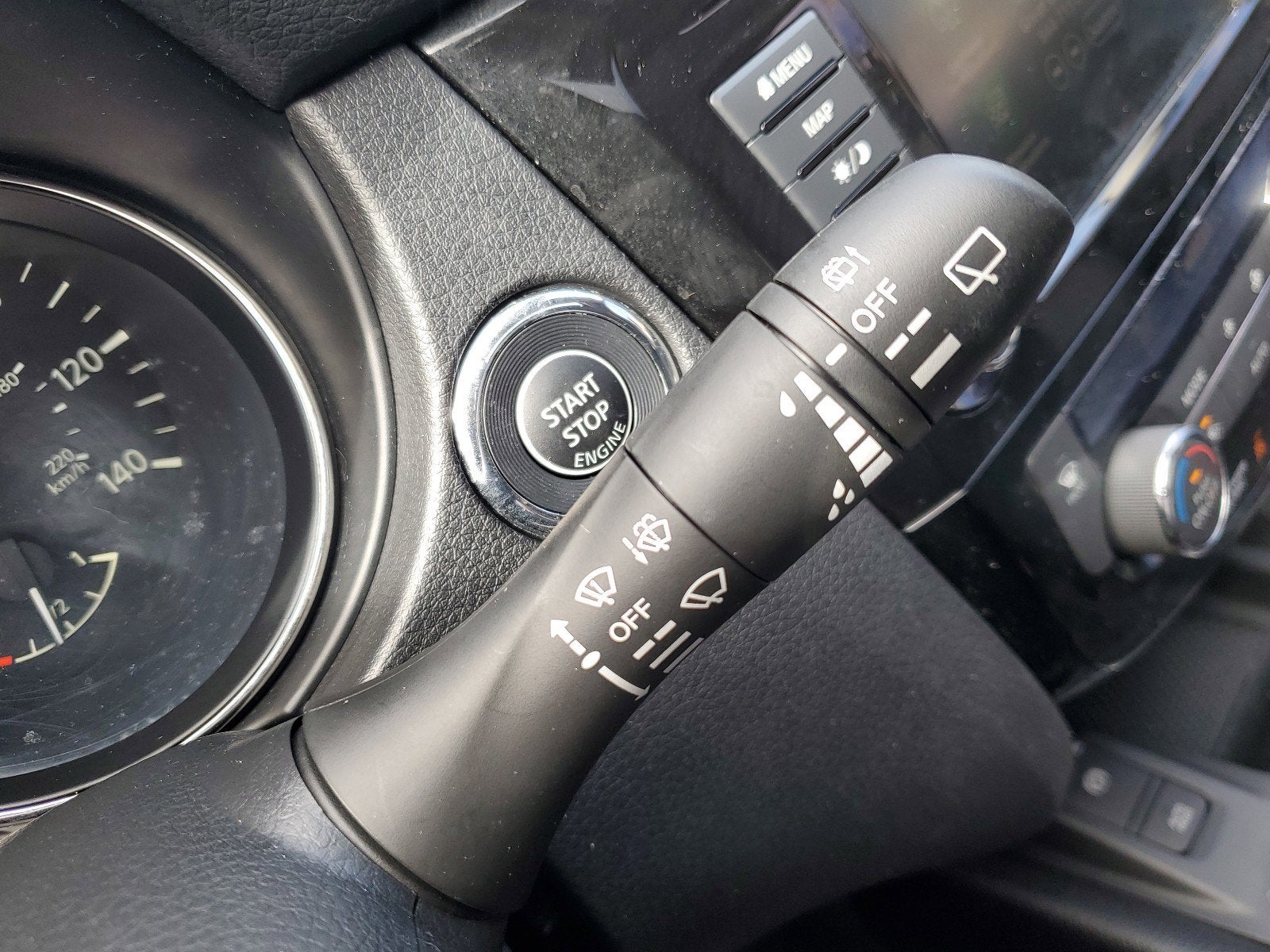 2021 Nissan Rogue Sport SL