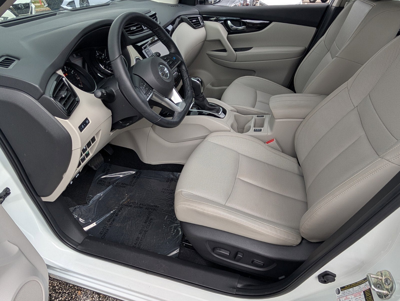 2022 Nissan Rogue Sport SL