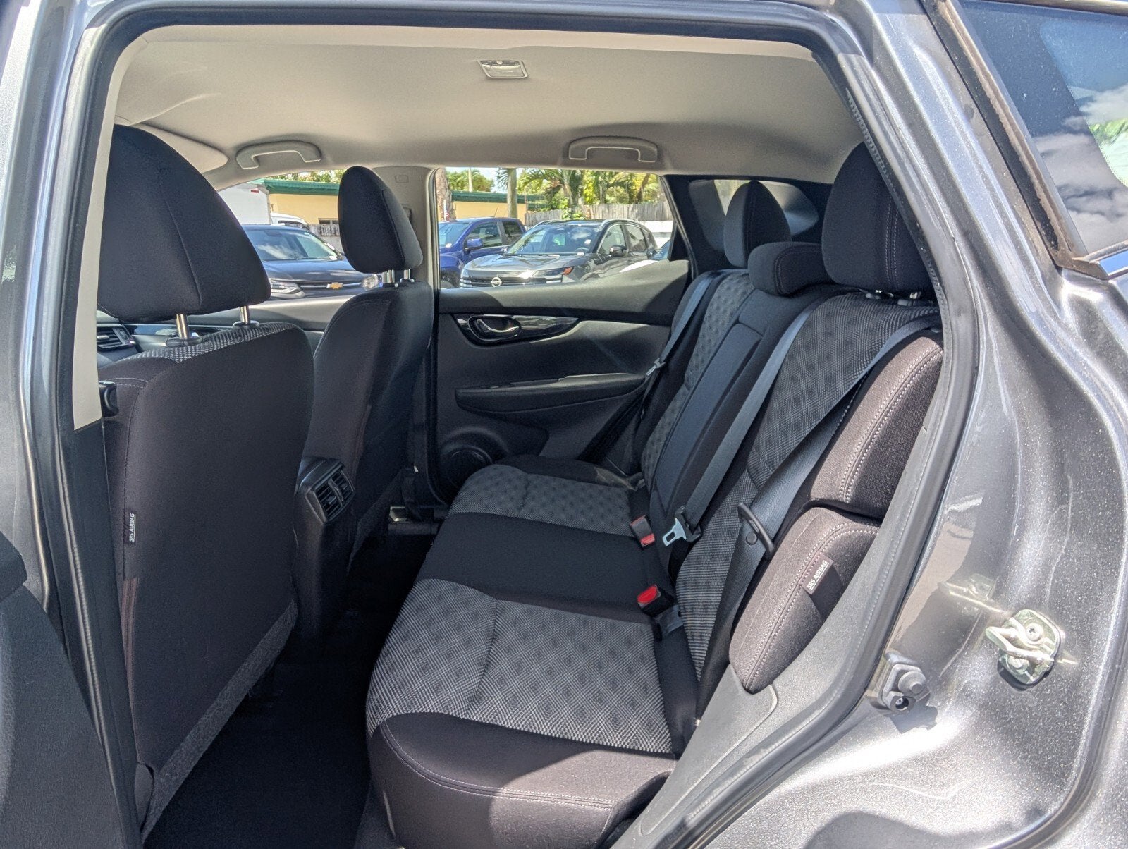 2020 Nissan Rogue Sport SV