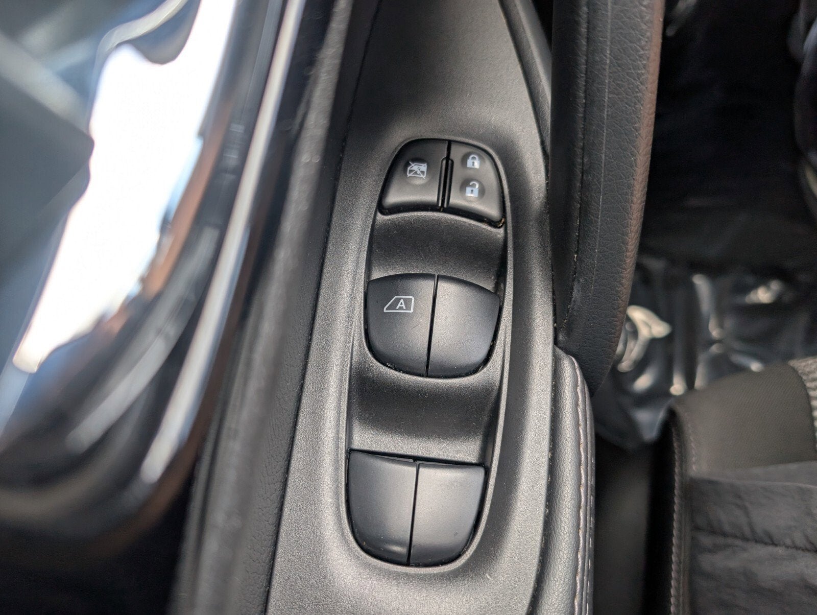 2020 Nissan Rogue Sport SV