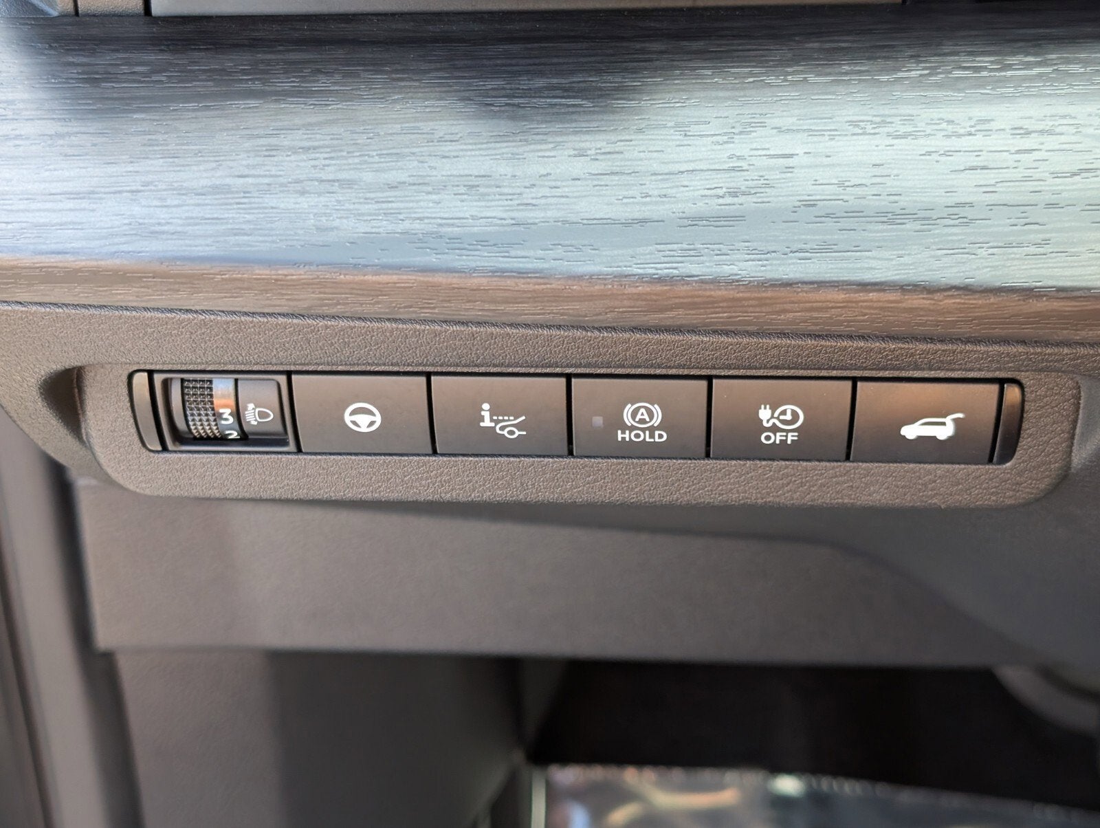 2024 Nissan ARIYA EVOLVE+