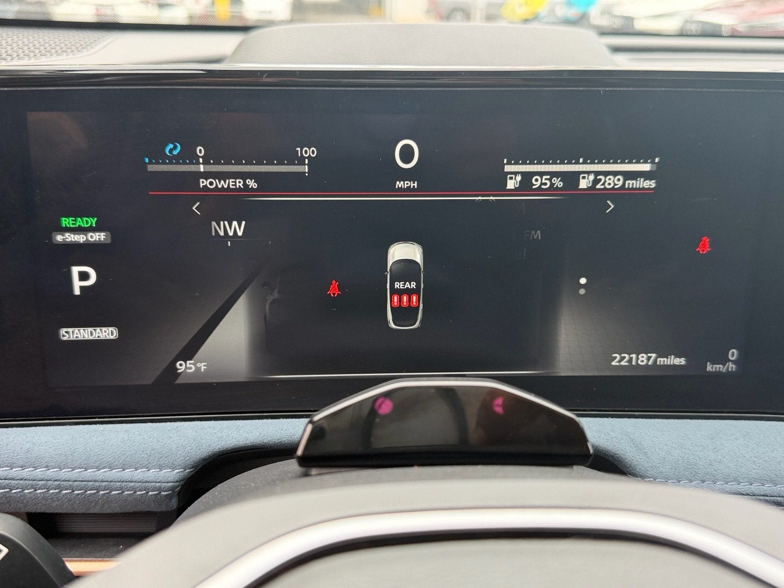2024 Nissan ARIYA PLATINUM+
