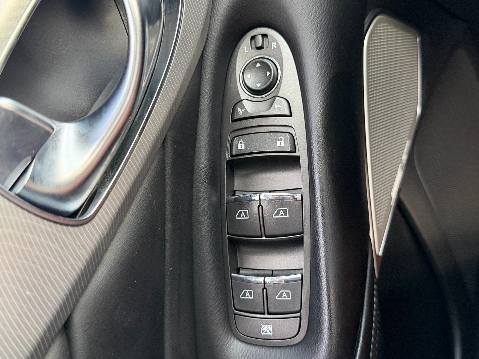 2024 INFINITI Q50 LUXE
