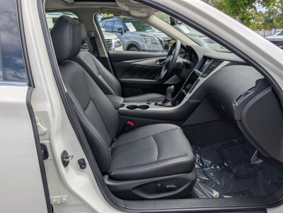 2023 INFINITI Q50 LUXE