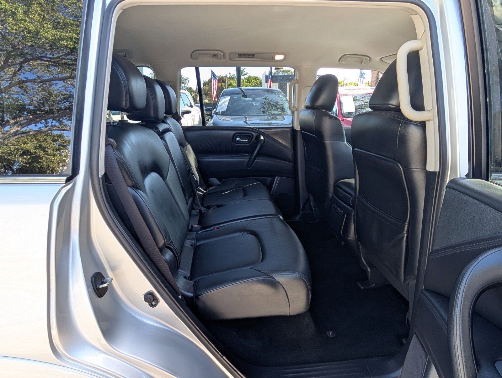 2024 Nissan Armada SV