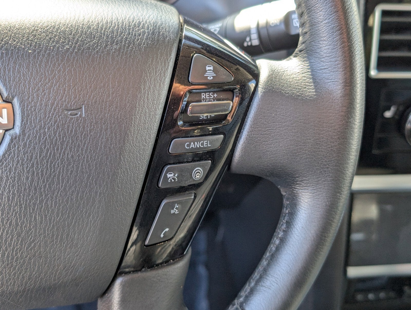 2024 Nissan Armada SV