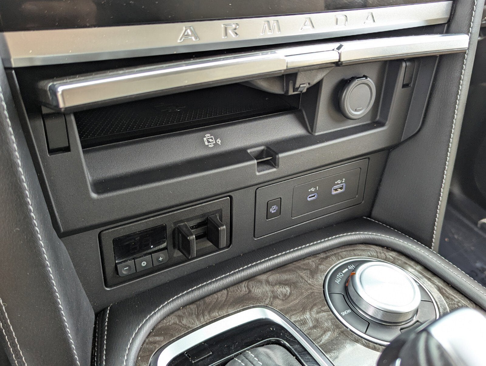 2024 Nissan Armada Platinum