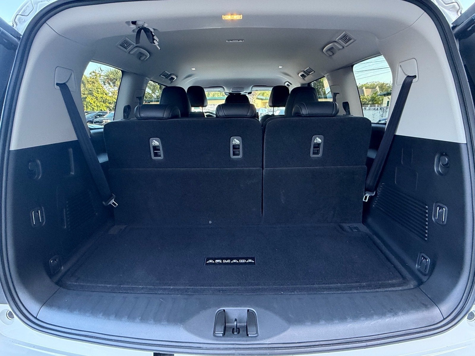 2026 Nissan Armada SV
