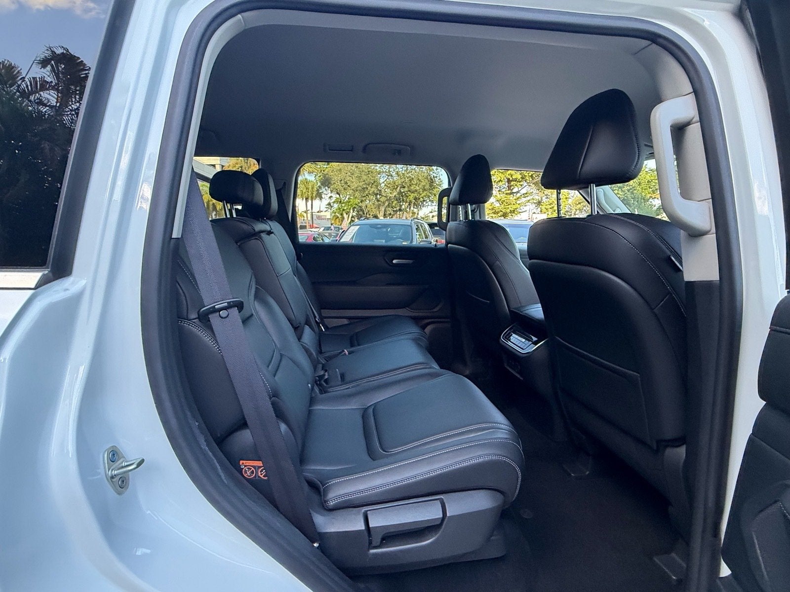 2026 Nissan Armada SV