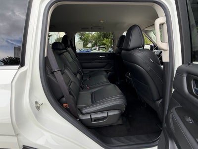 2026 Nissan Armada SV