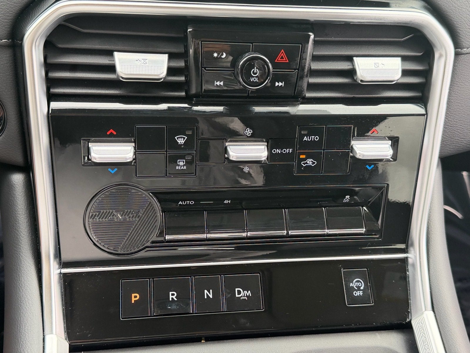 2026 Nissan Armada SV