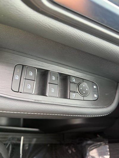 2026 Nissan Armada SV