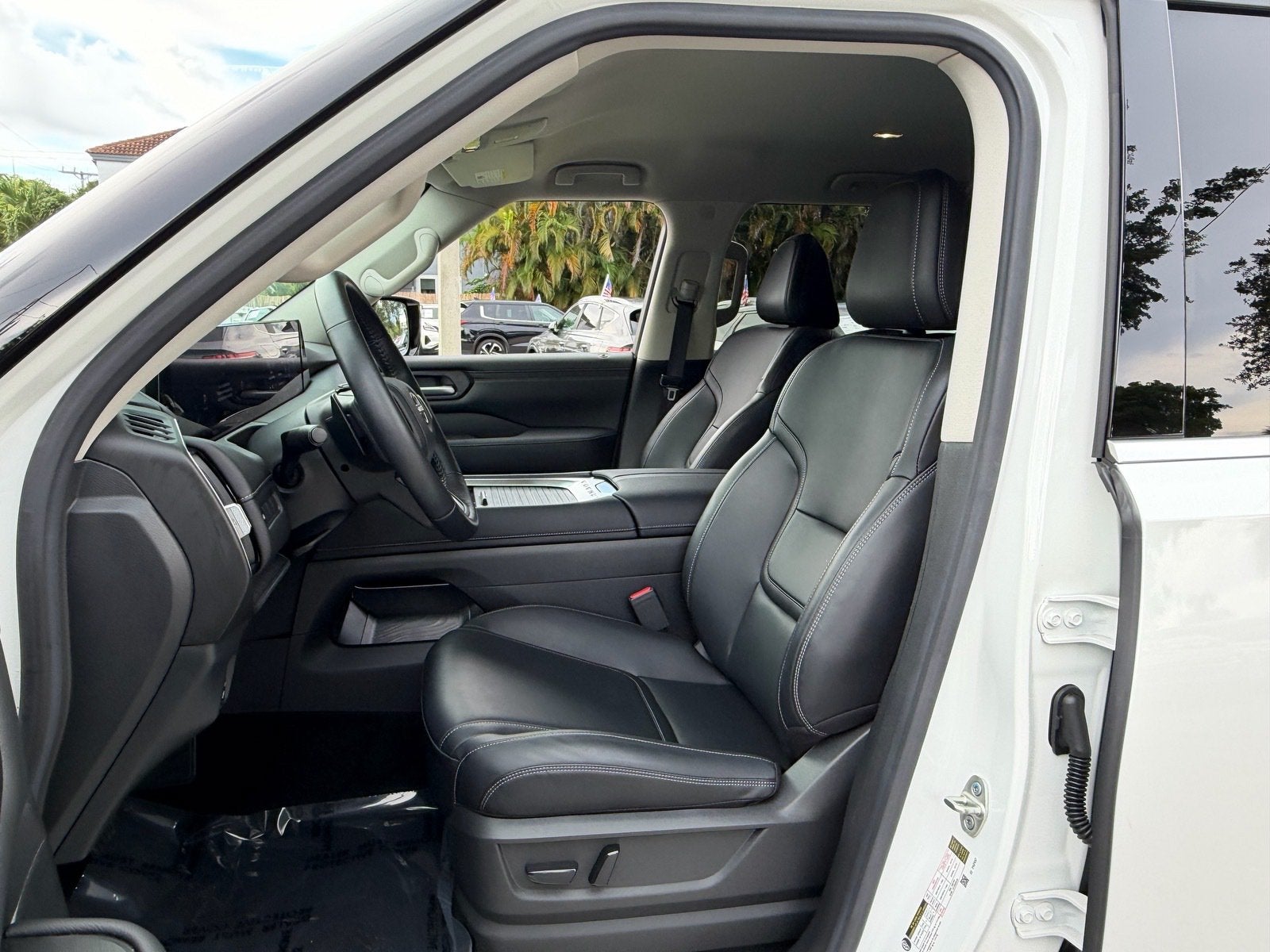 2026 Nissan Armada SV
