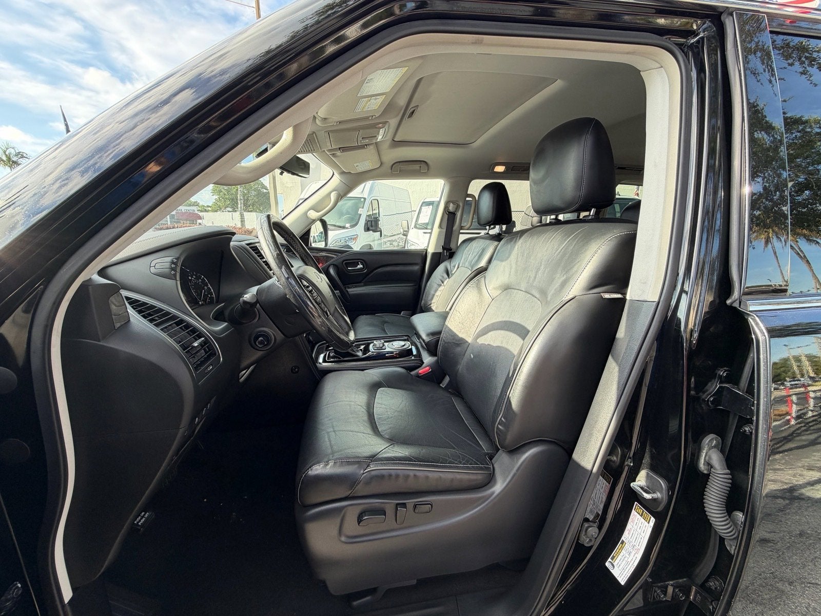 2021 INFINITI QX80 LUXE