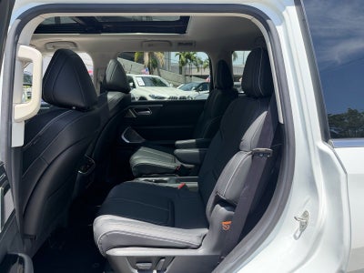 2025 INFINITI QX80 SENSORY