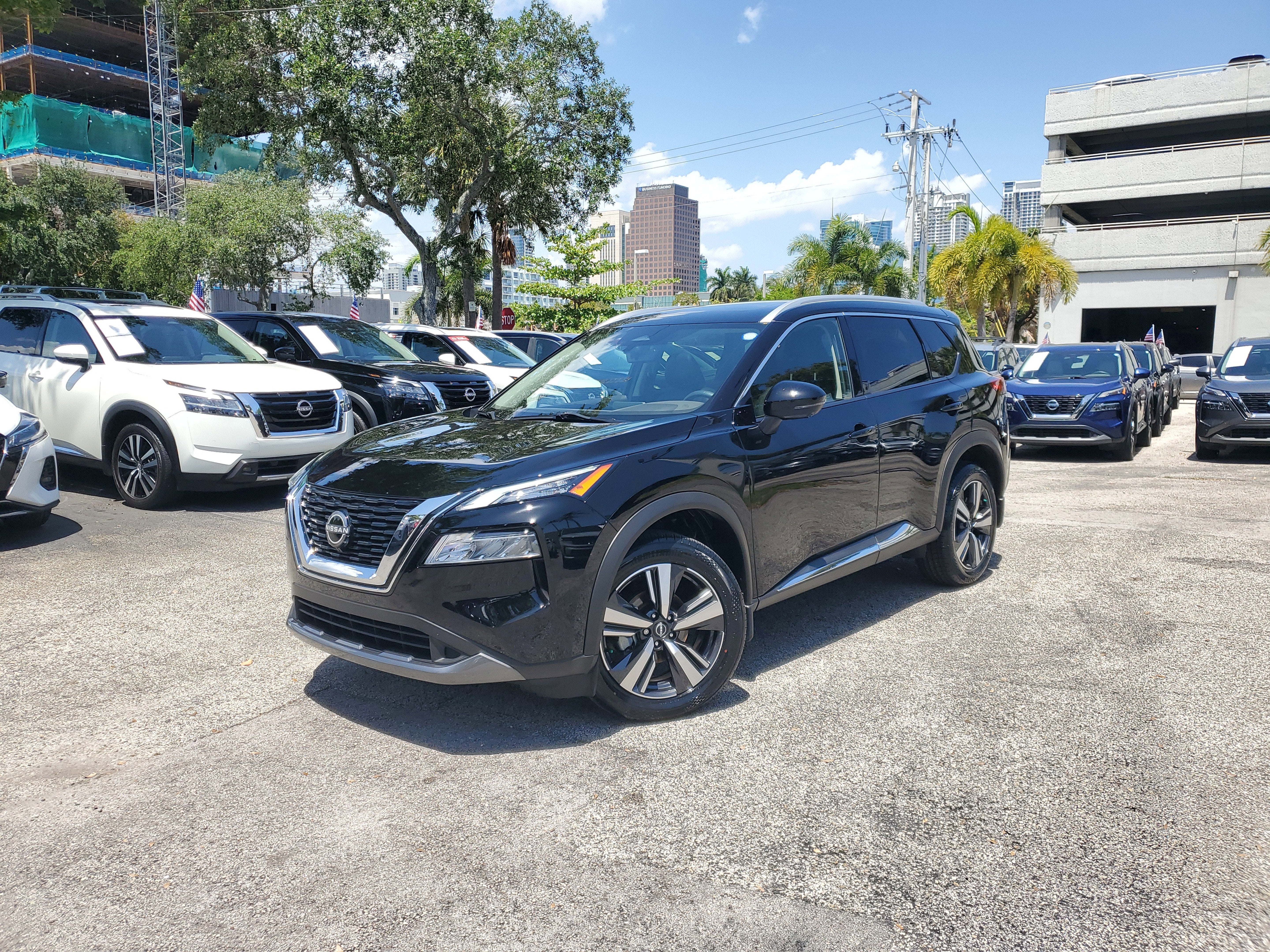 2023 Nissan Rogue SL
