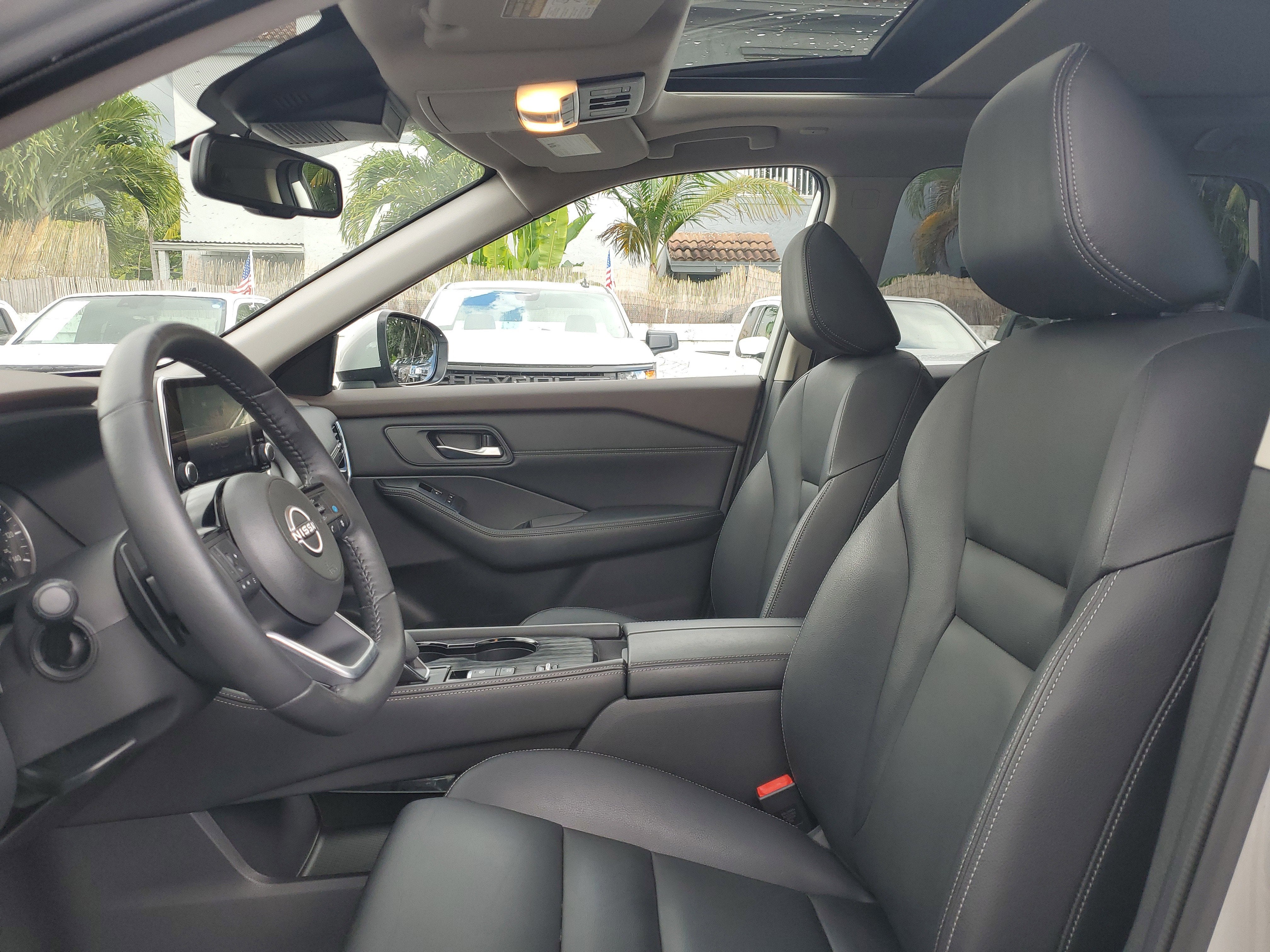 2022 Nissan Rogue SL