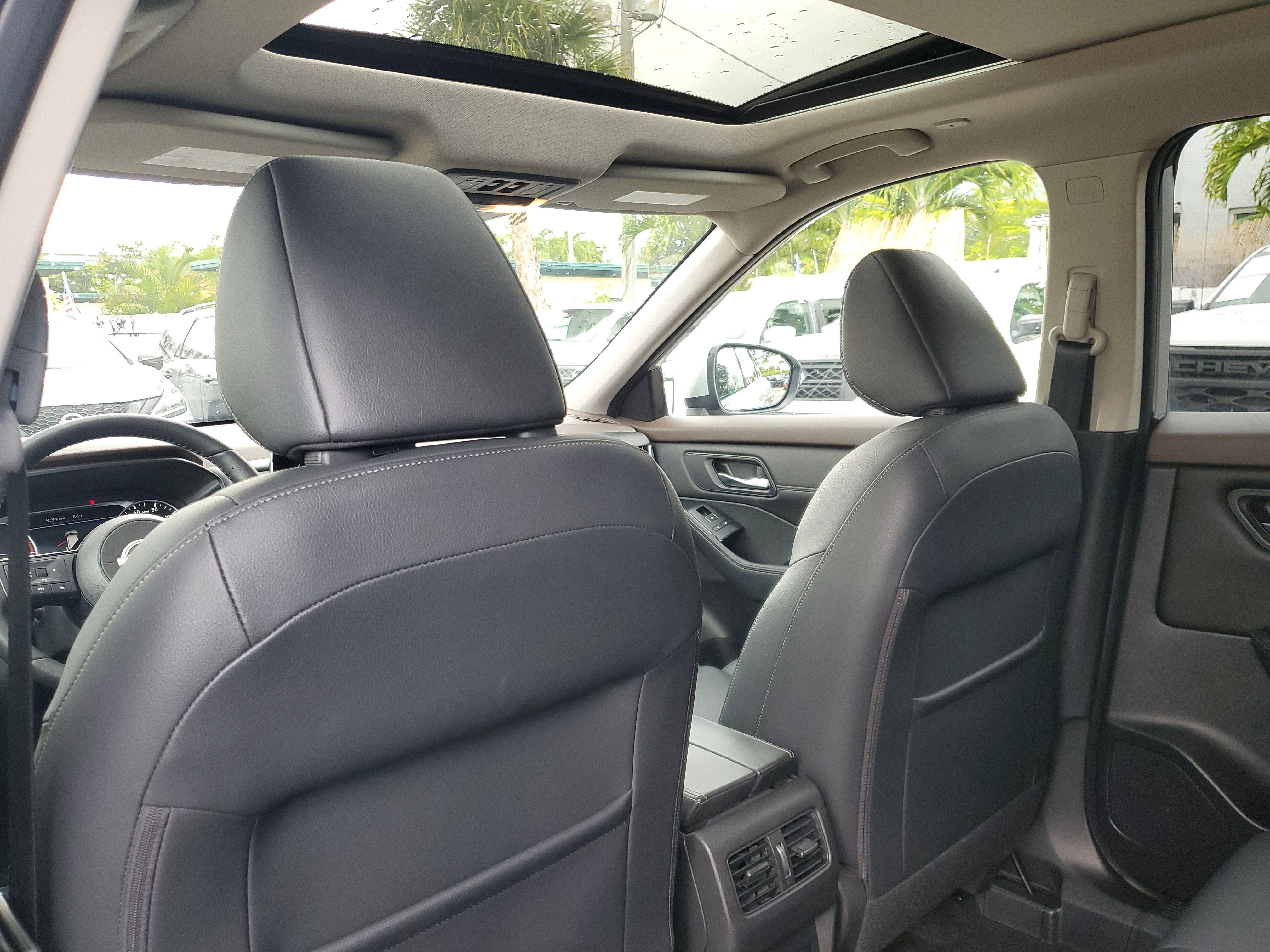 2022 Nissan Rogue SL