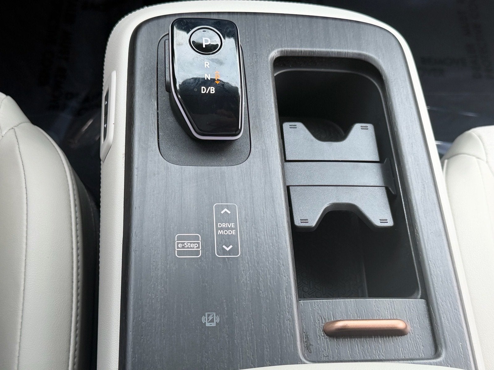2025 Nissan ARIYA ENGAGE