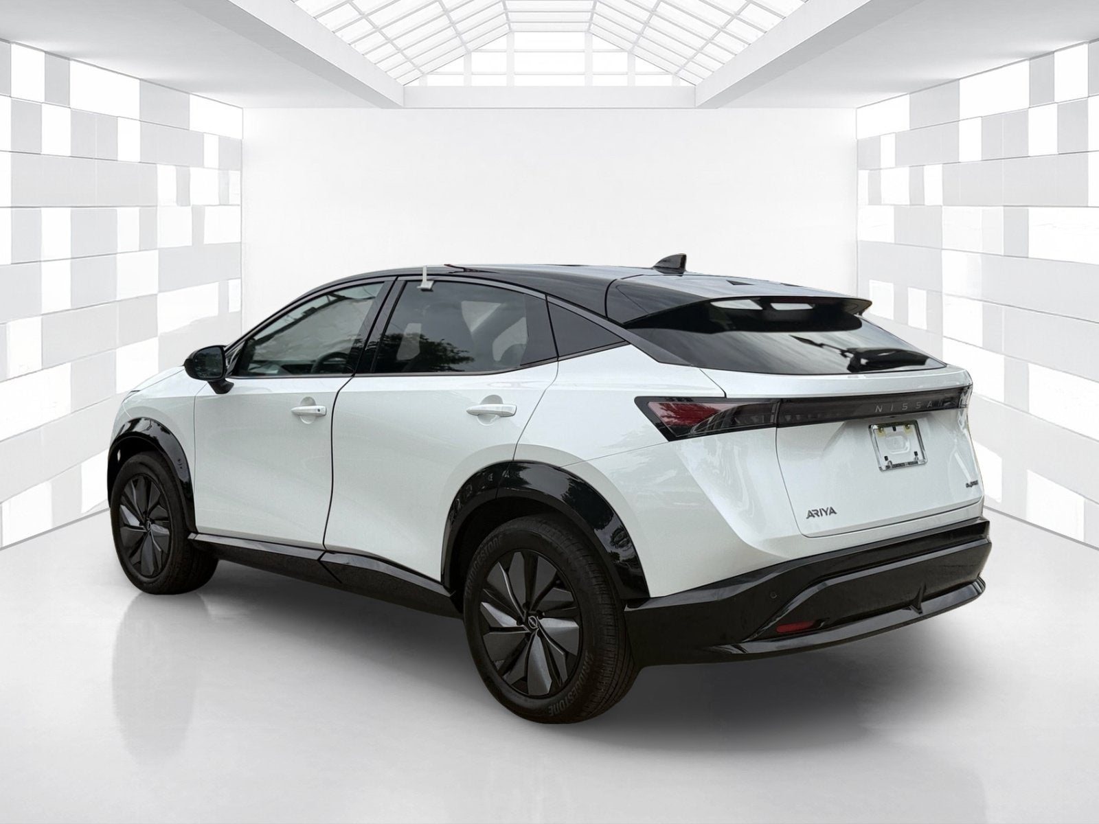 2025 Nissan ARIYA ENGAGE