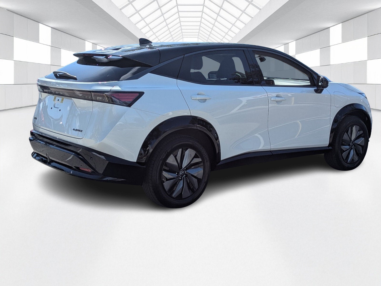 2025 Nissan ARIYA ENGAGE
