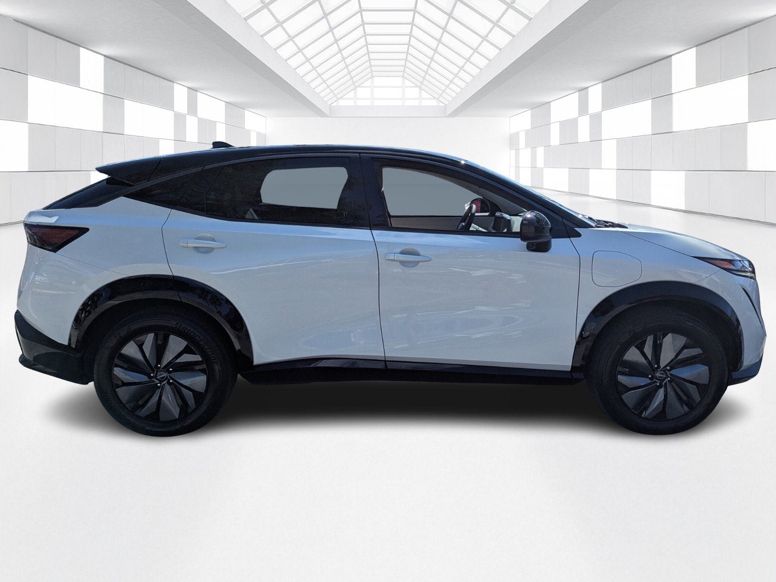 2025 Nissan ARIYA ENGAGE