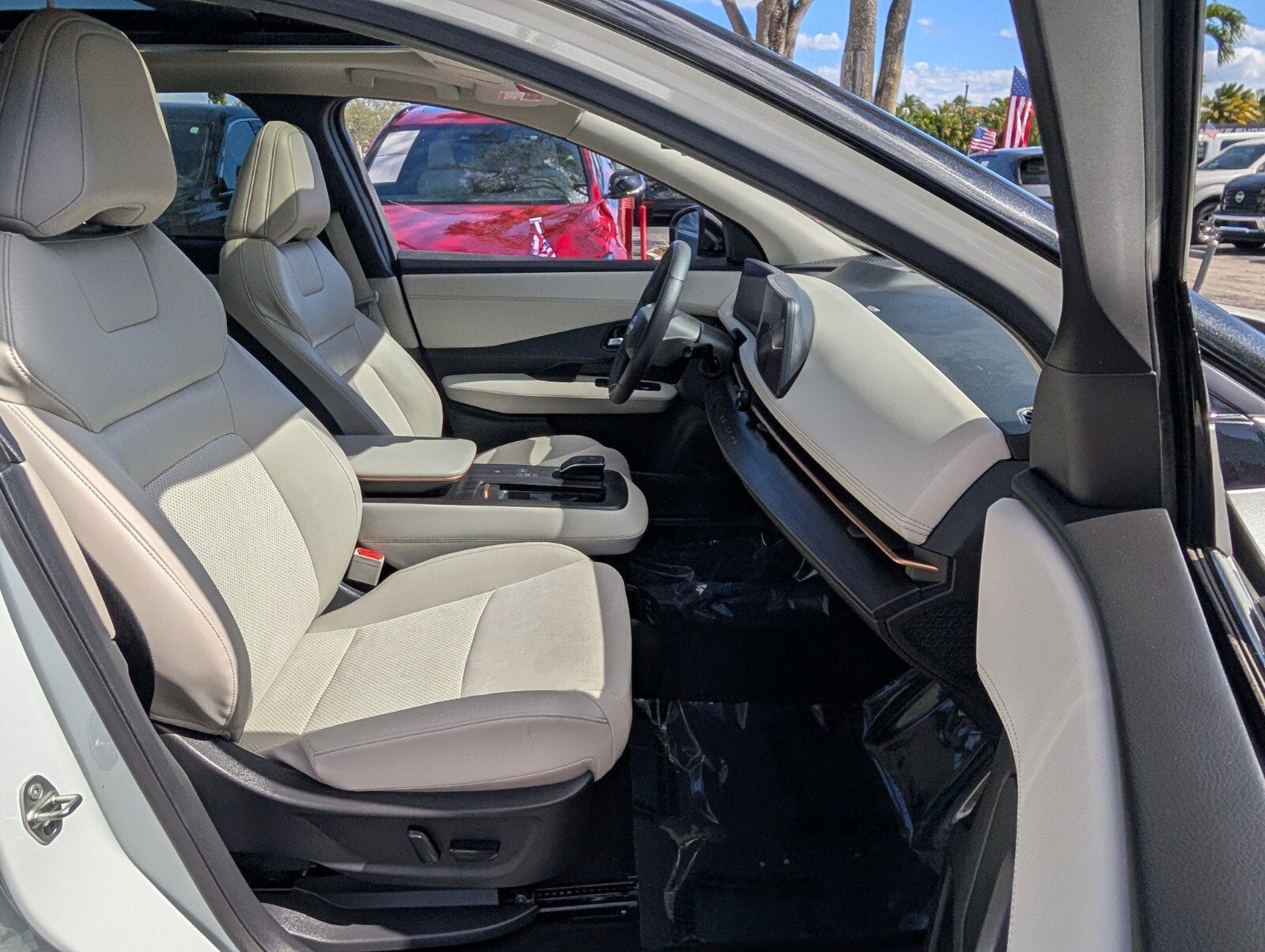 2025 Nissan ARIYA EVOLVE+