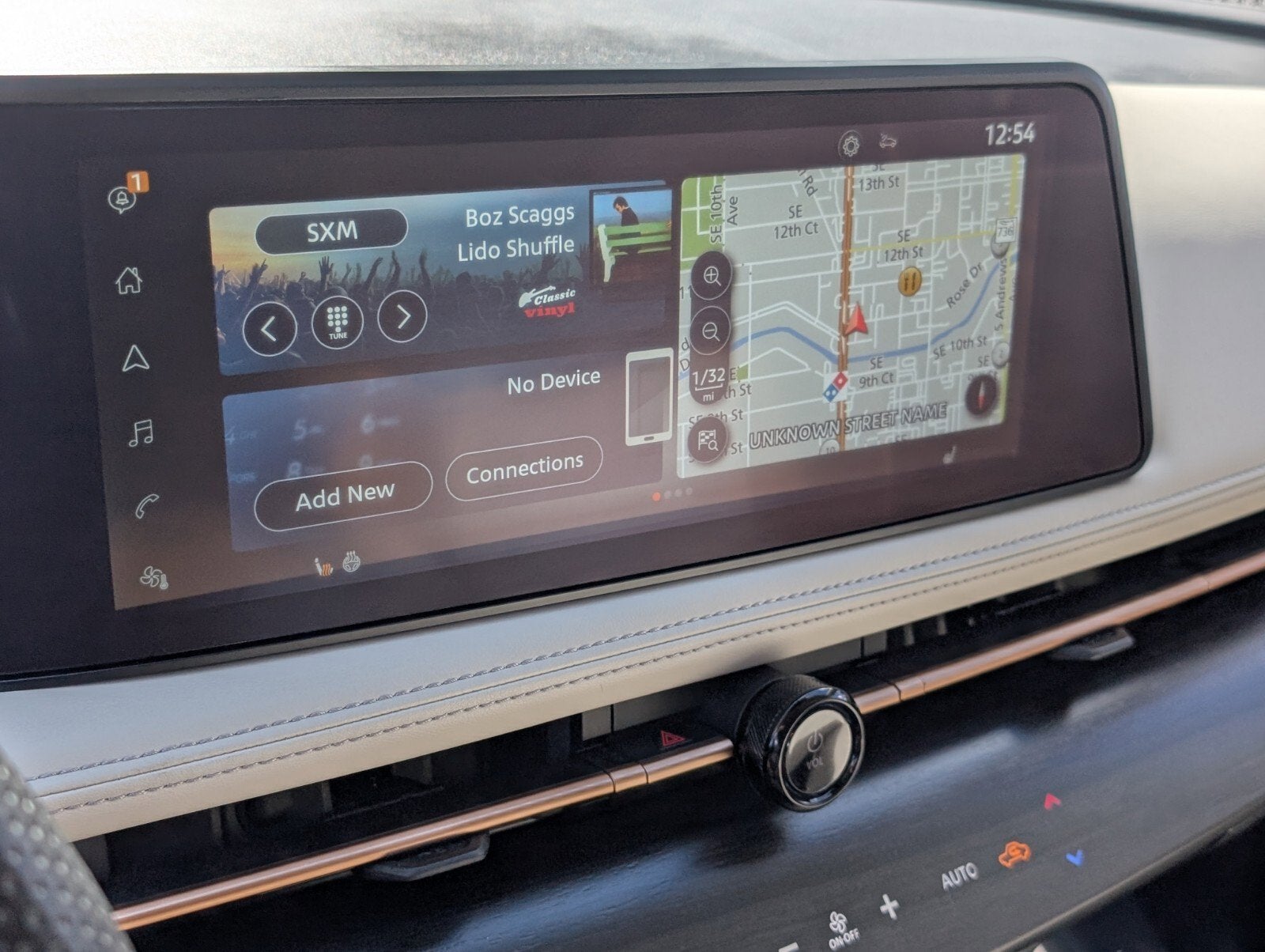 2025 Nissan ARIYA EVOLVE+