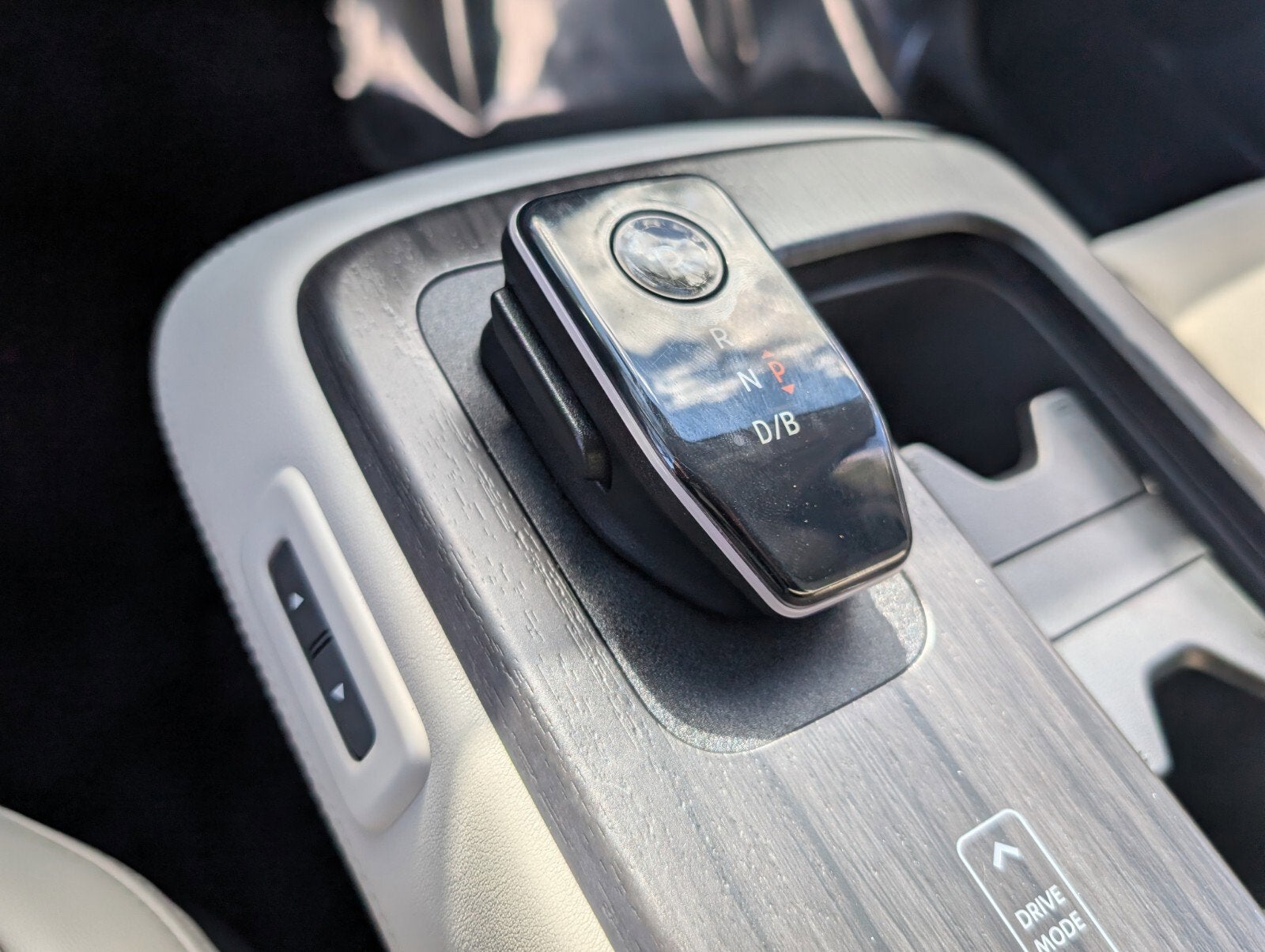 2025 Nissan ARIYA EVOLVE+