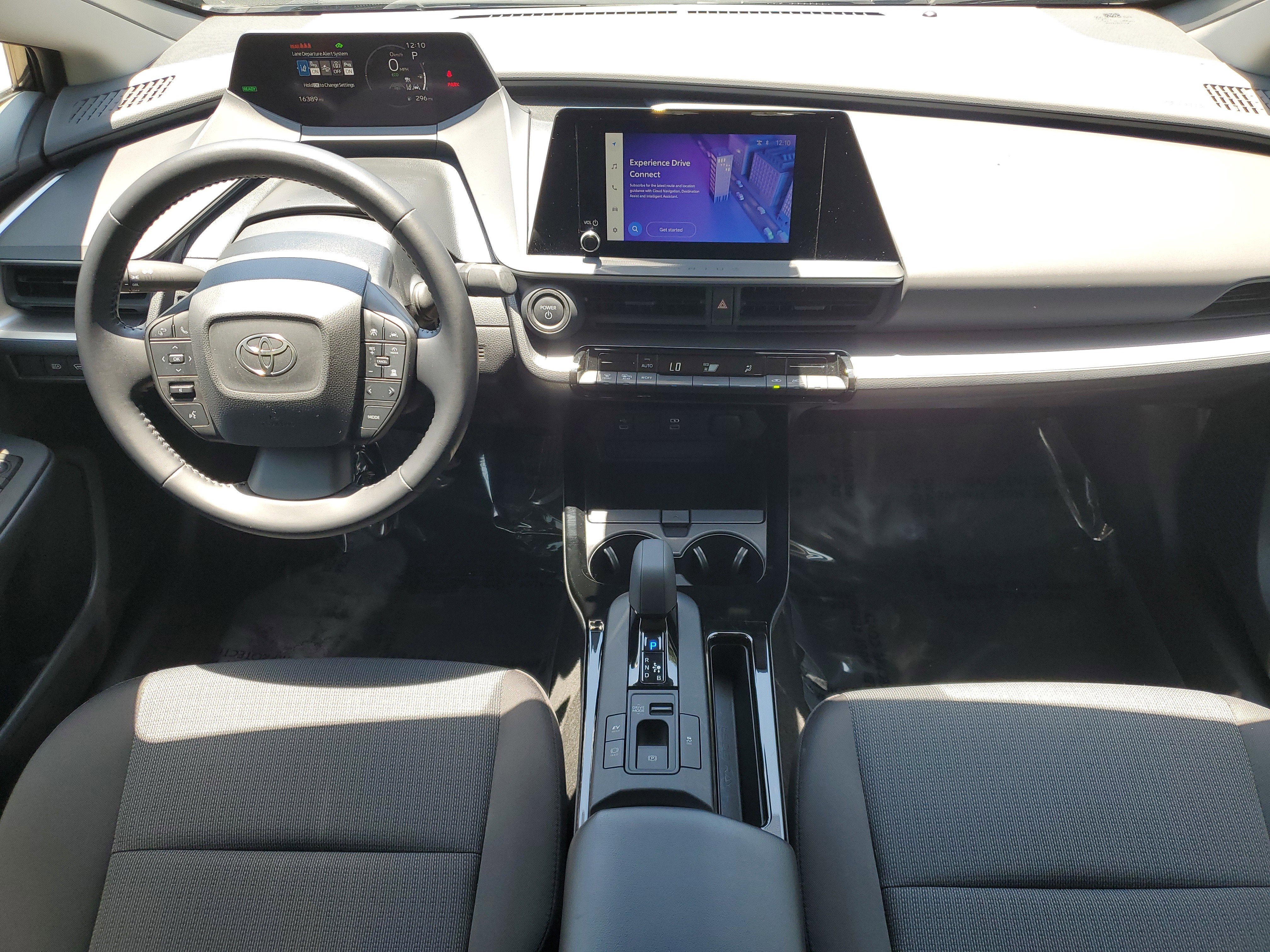 2024 Toyota Prius LE